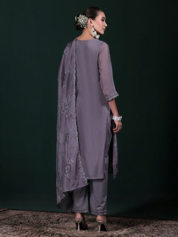84803f66-b79a-4bd8-81bb-bc8e27572805 Exquisite Smokey Lavender Embroidered Kurta Set with Scalloped Dupatta