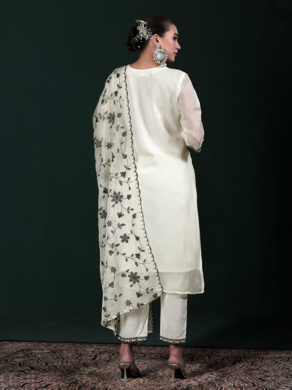 Pristine Ivory & Black Floral Embroidered Kurta Set with Scalloped Dupatta